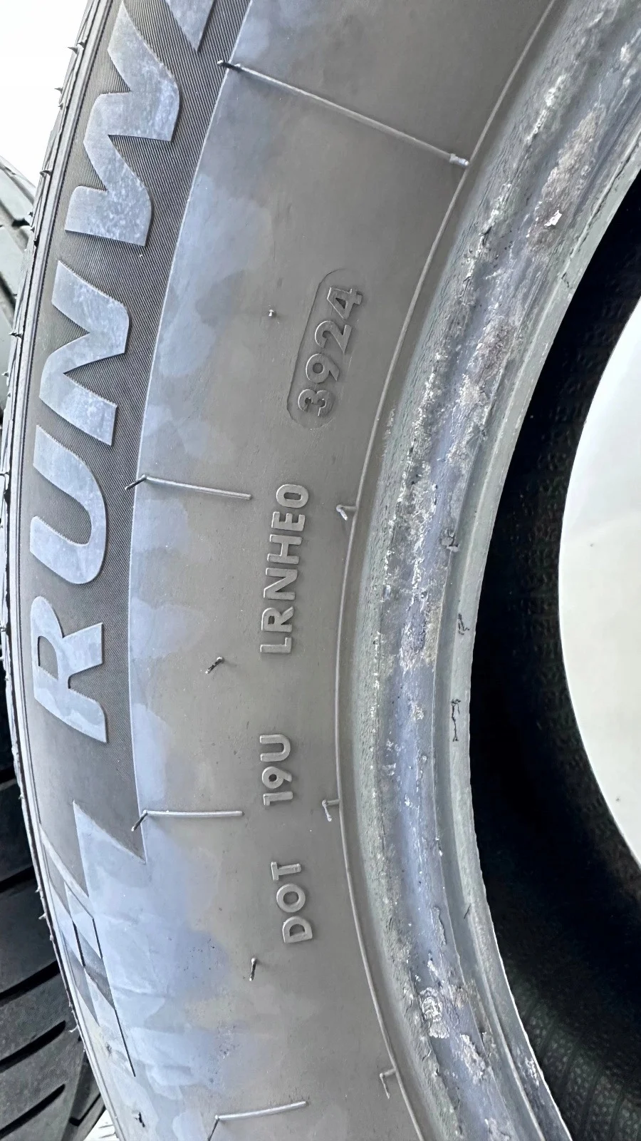 2x Sommerreifen Runway Enduro Sport 235/60R18 image 4