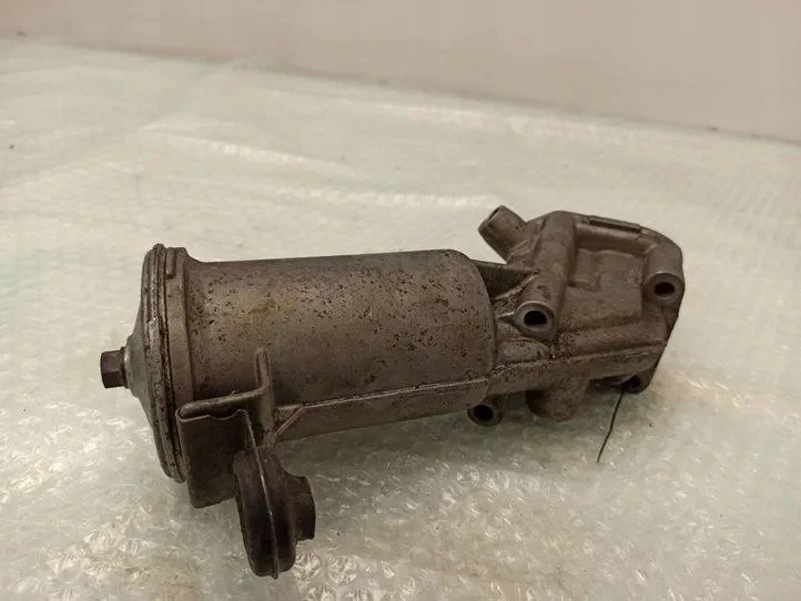 MERCEDES W123 2.3 Öljynsuodattimen pohja image 9