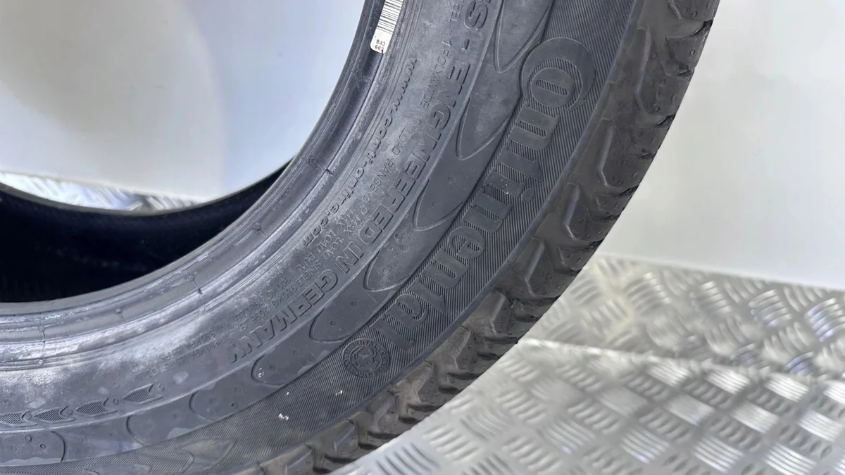Continental Vanco 2 215/65R16C 104T däck image 4