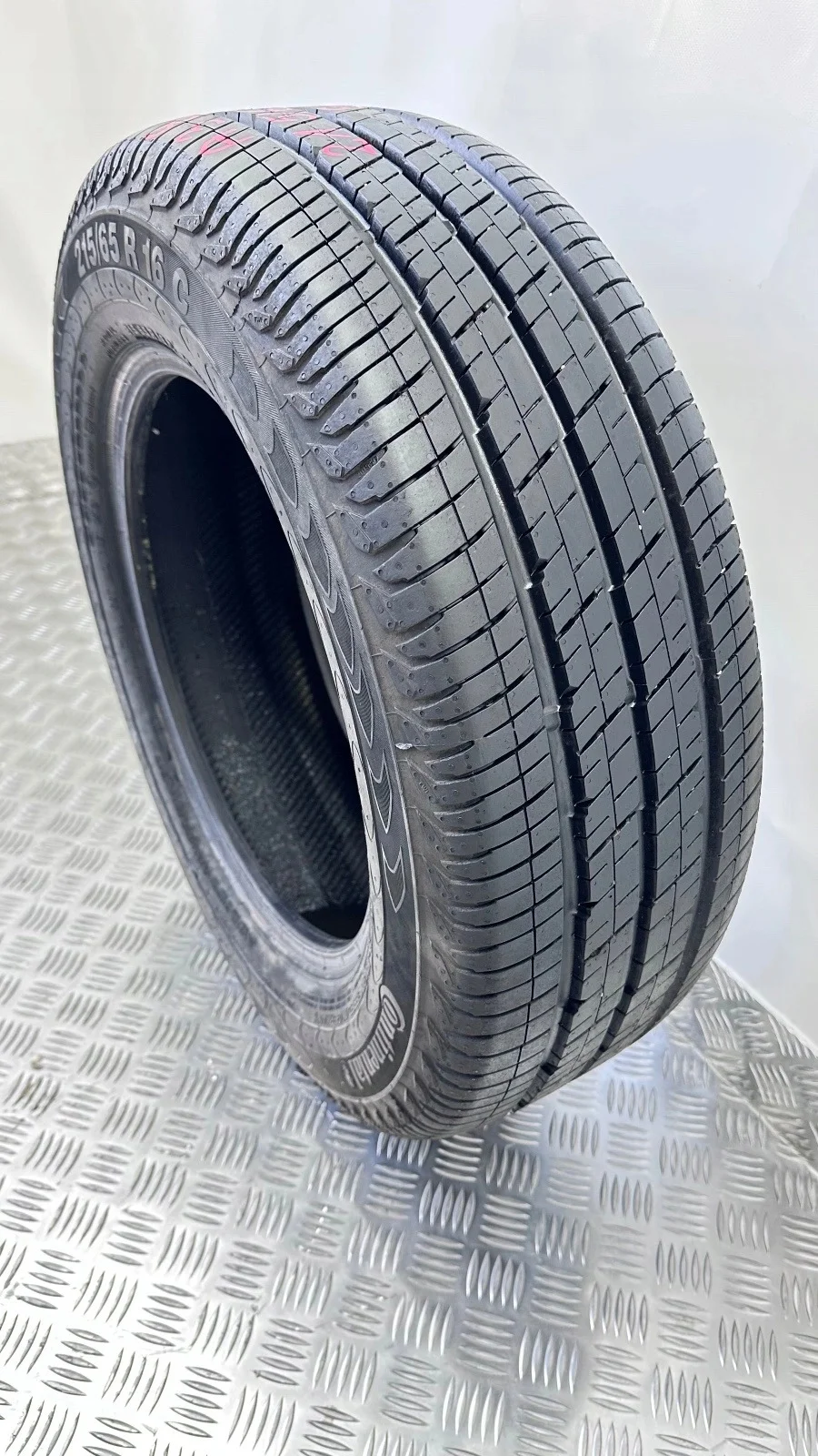 Continental Vanco 2 215/65R16C 104T däck image 10