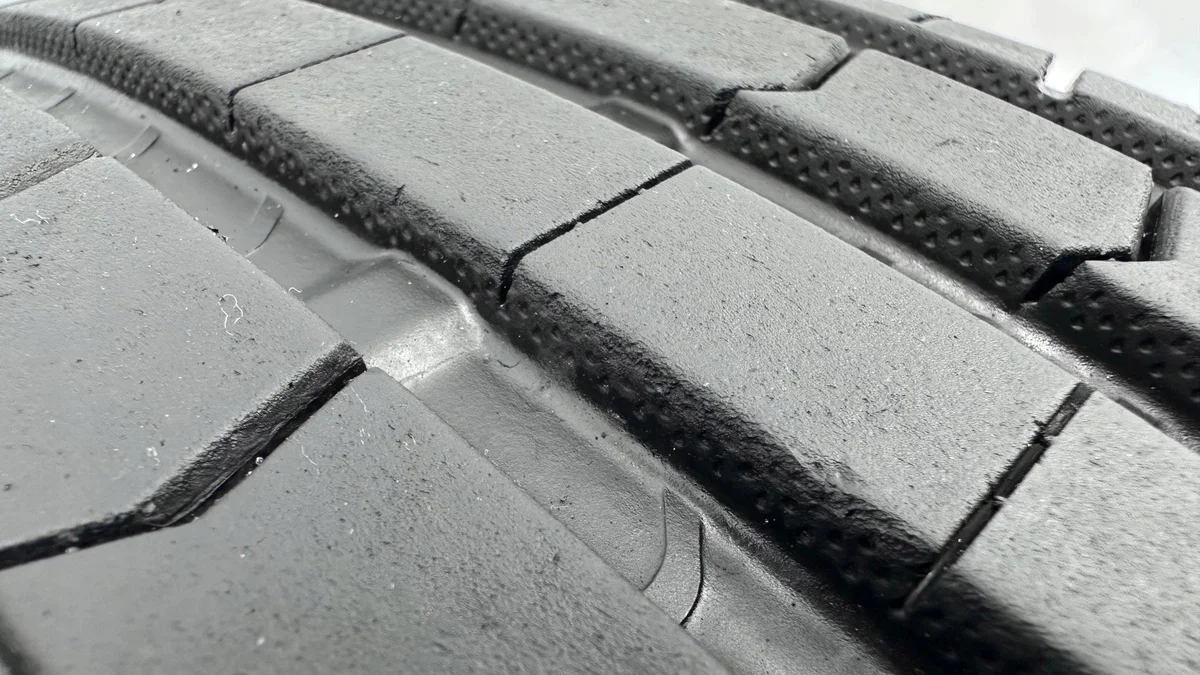 Neumático Verano LingLong Comfort Master 225/60R17 99H image 6