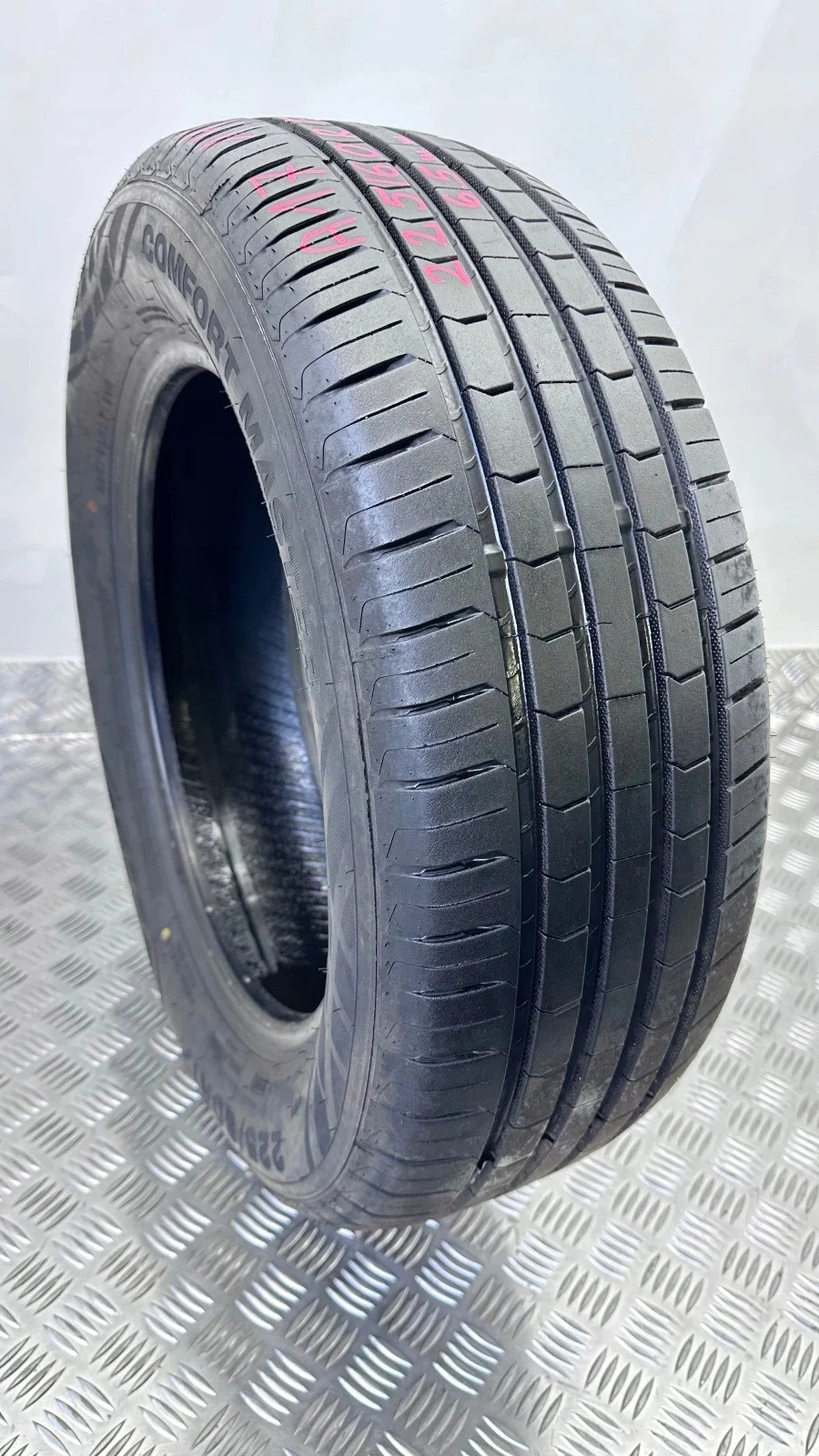 Neumático Verano LingLong Comfort Master 225/60R17 99H image 8