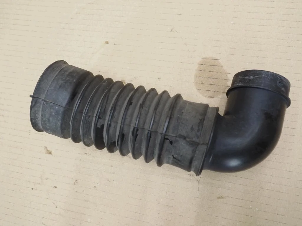 Luftintagsslange Ford Fusion Fiesta MK6 2S61-9A673-AF image 3