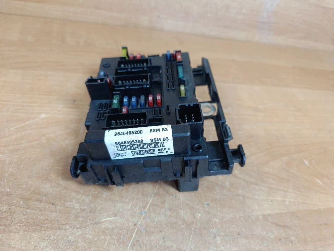 Boîtier BSM Peugeot 206 307 Citroën C3 C4