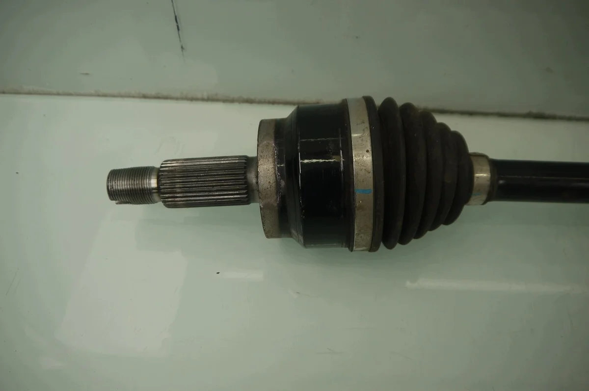 Drivaxel vänster fram Hyundai Tucson IV image 4