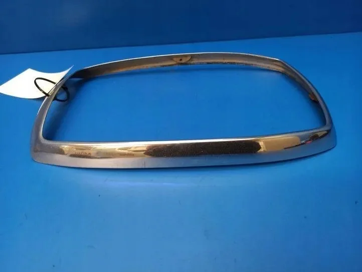 Mercedes W114 W115 Krom Ram 100710 image 4