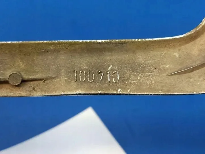 Mercedes W114 W115 Krom Ram 100710 image 10