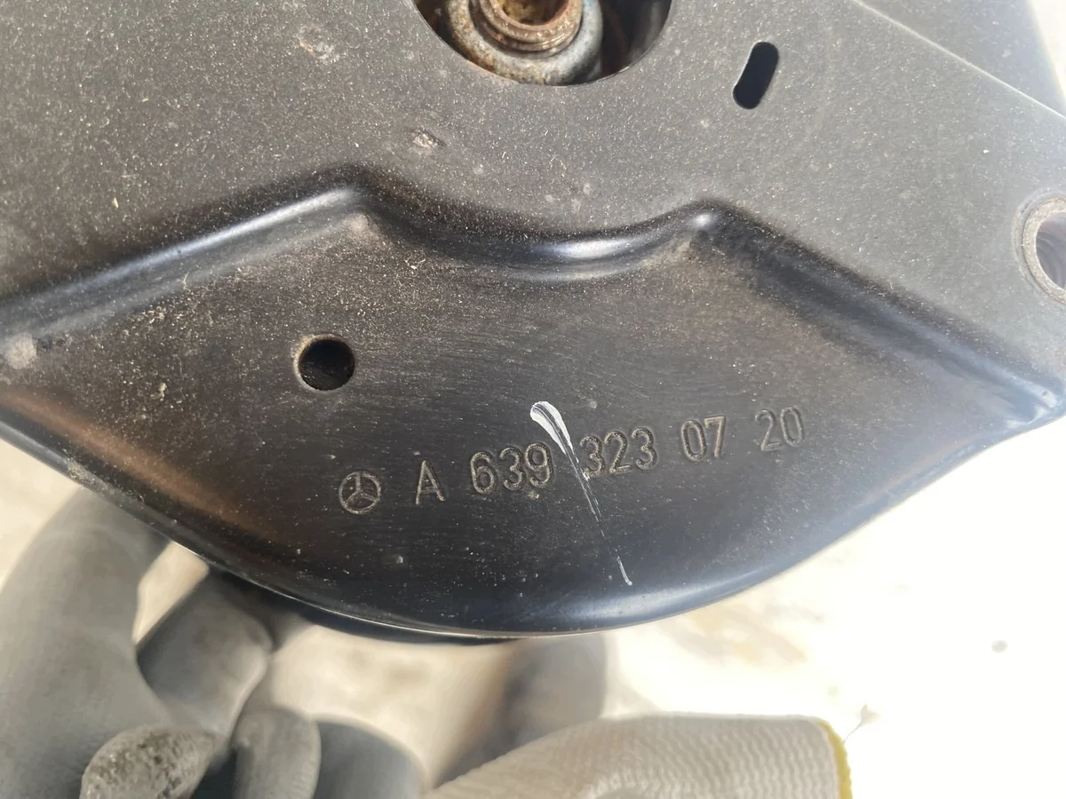 Mercedes Vito W639 McPherson Vasen image 10