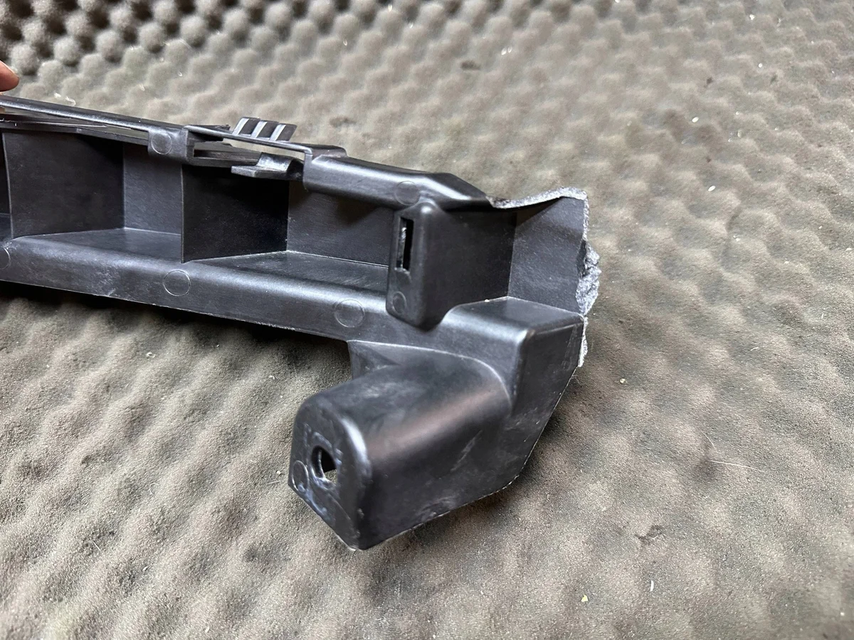 SEAT LEON 5F ajovalon pidike 5FA807889BVAR image 5