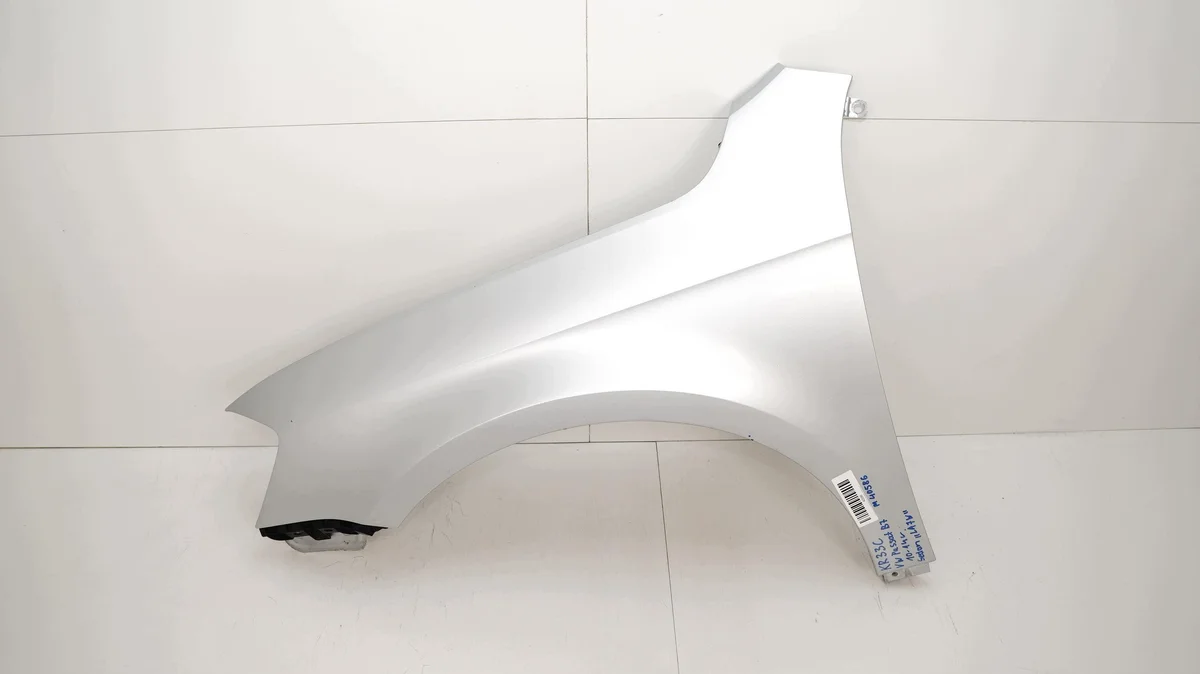 Para-lama Esquerdo VW Passat B7 2010-2014 Usado