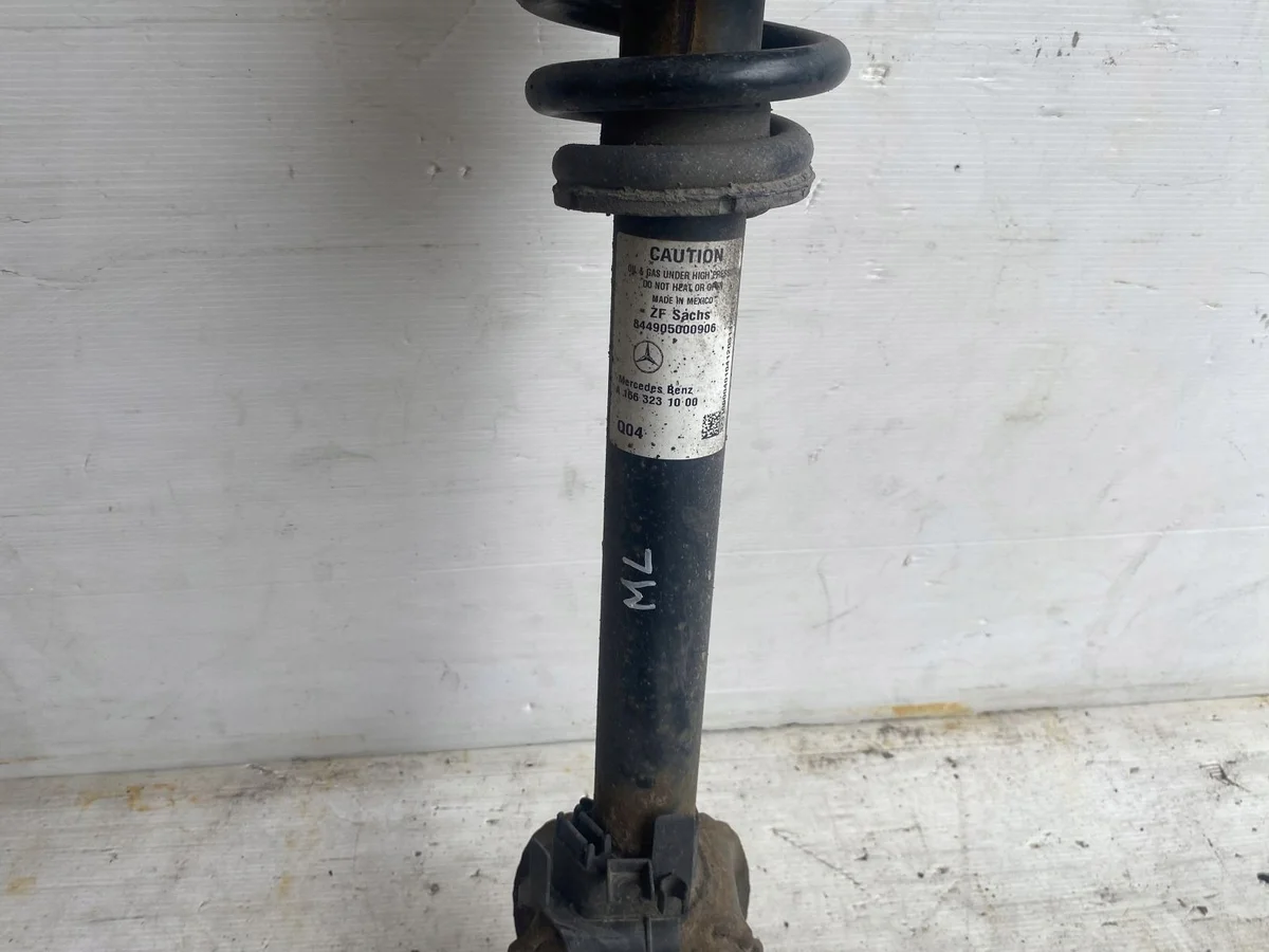 Mercedes ML W166 Front Shock Absorber Left Right image 8