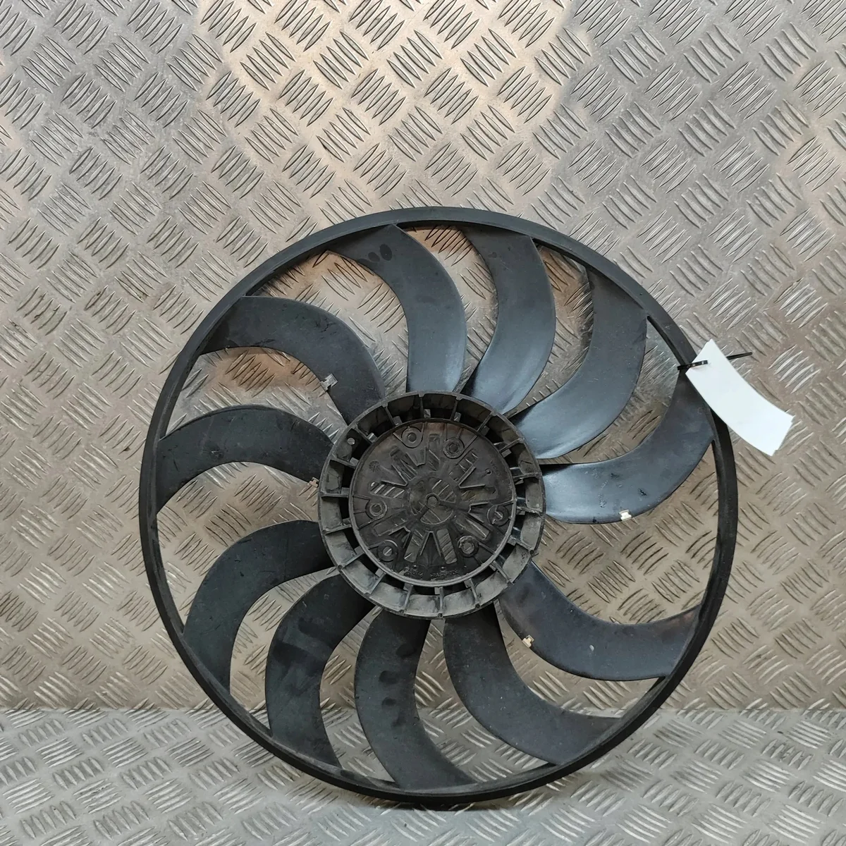 Ventilador Radiador Land Rover Velar J8A28C607AA
