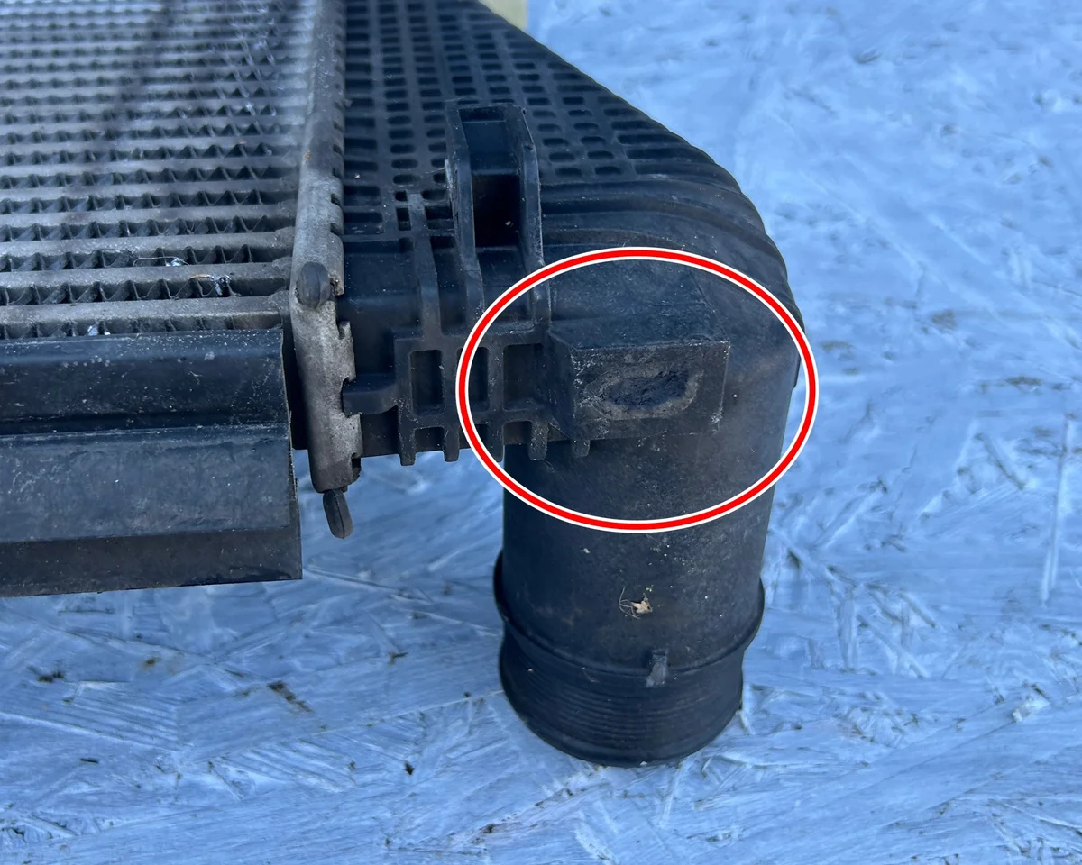 Intercooler VW Audi Seat Skoda 5Q0145803N APJ image 4