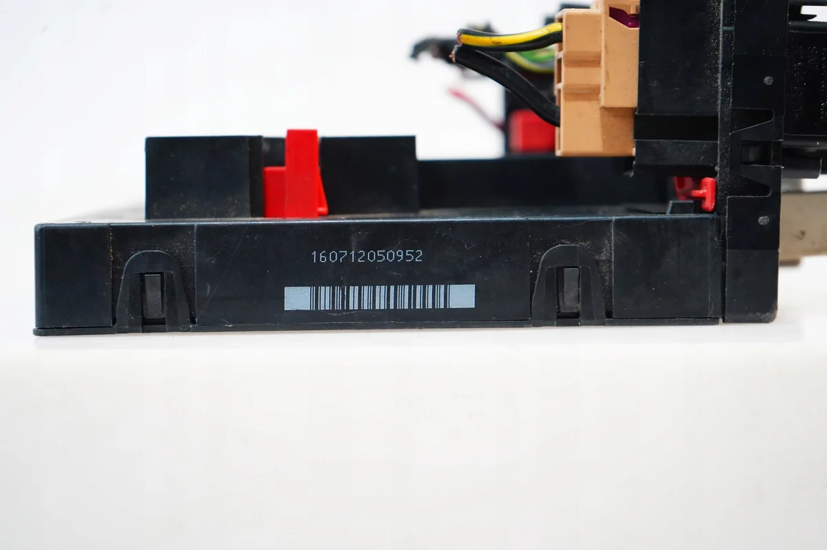 Module Confort Bordnetz 3C0937049D VW Golf V image 7