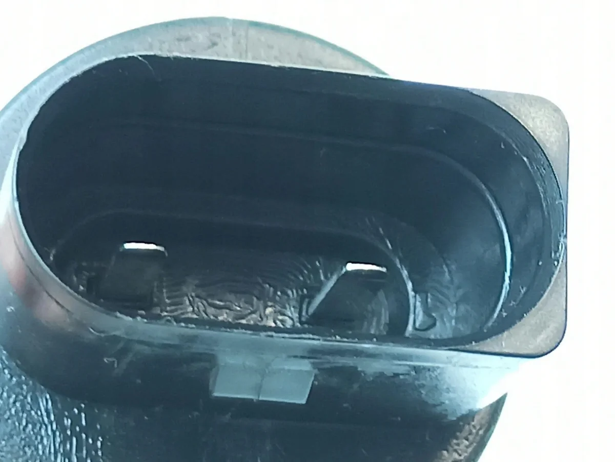 Washer Fluid Level Sensor Audi A6 7M0919376 image 6