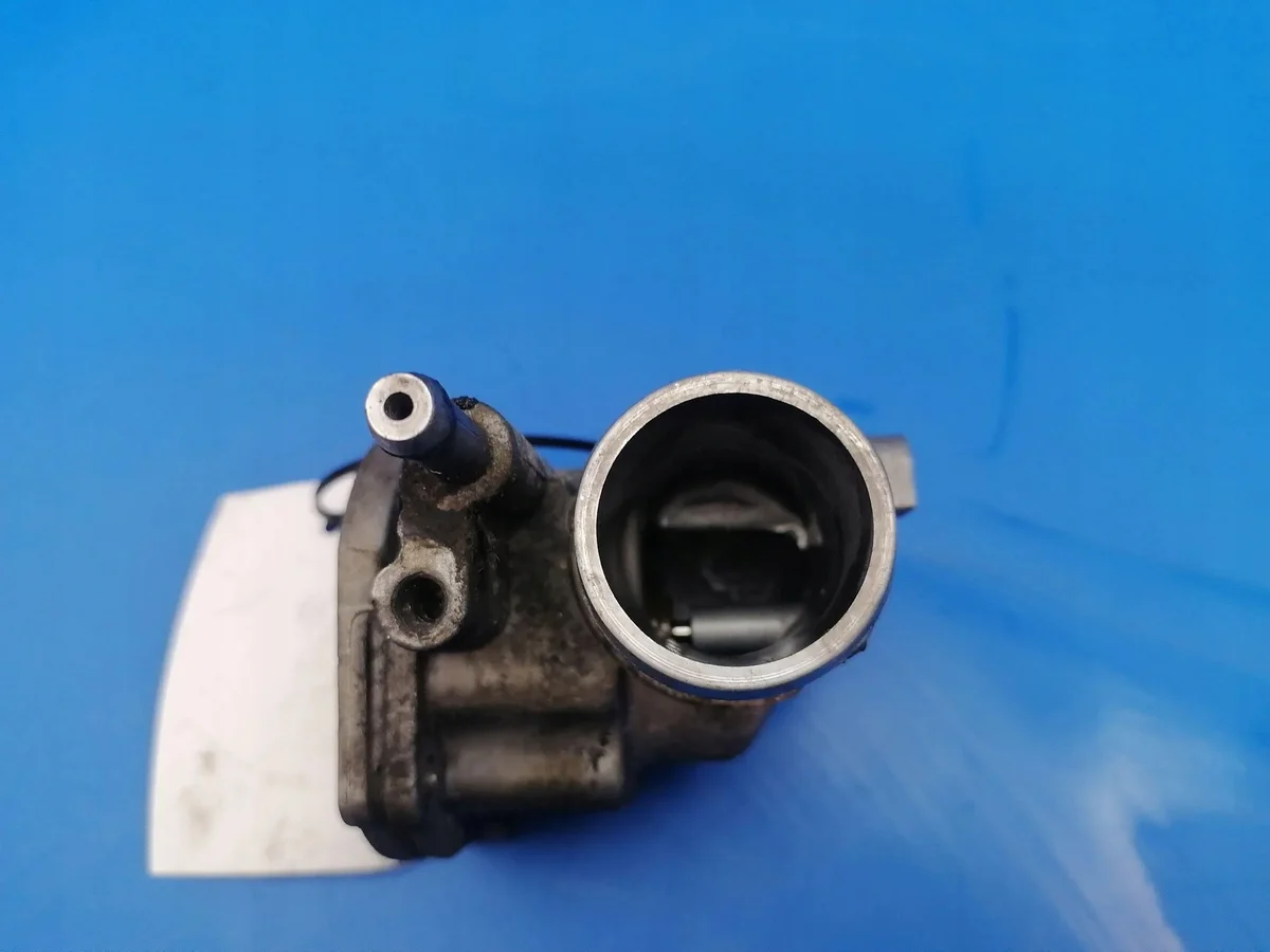 Mercedes A64620015 Gehäuse Thermostat Gebraucht