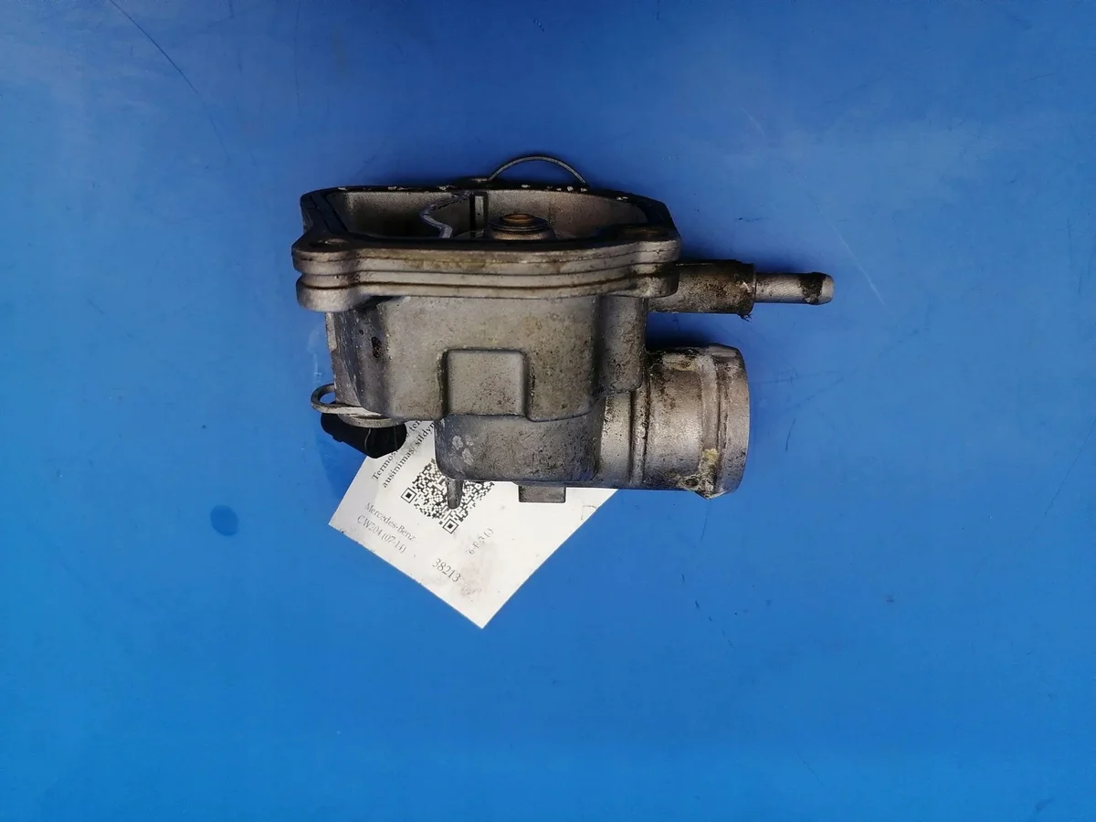 Mercedes-Benz A64620015 termostaattikotelo image 6