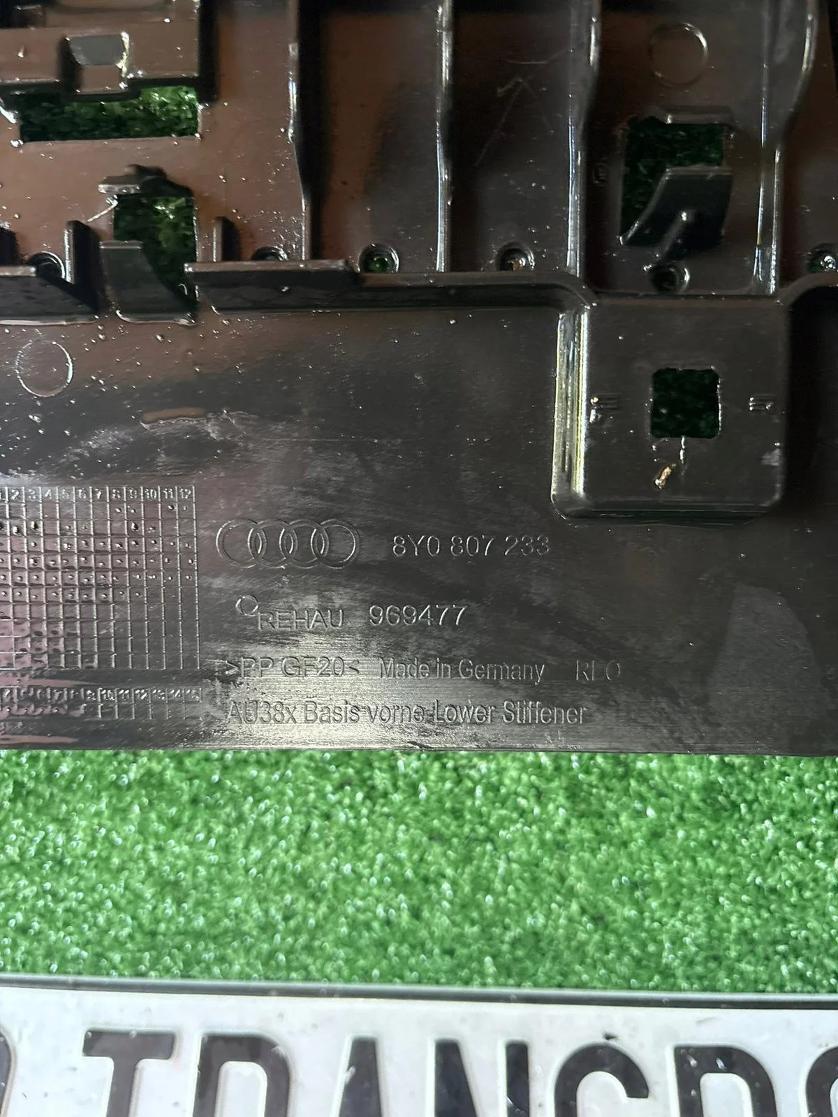 Audi OE 8Y0807233 - Använd del image 3