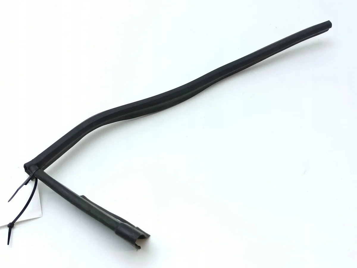 Joint de capot Mercedes E W212 A2126280198 image 3