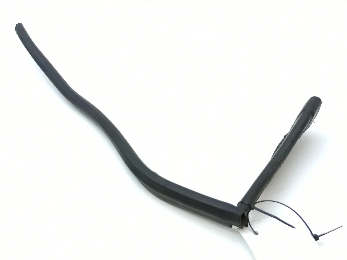 Joint de capot Mercedes E W212 A2126280198 image 4