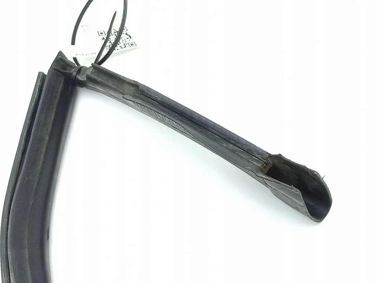 Joint de capot Mercedes E W212 A2126280198 image 10