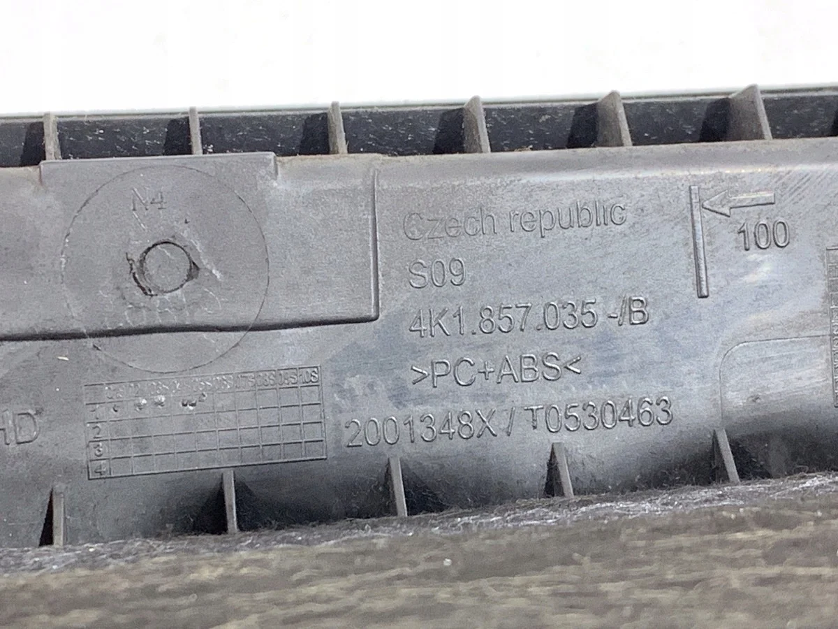 Compartimento pasajero Audi A6 C8 RS6 4K1857035B image 6