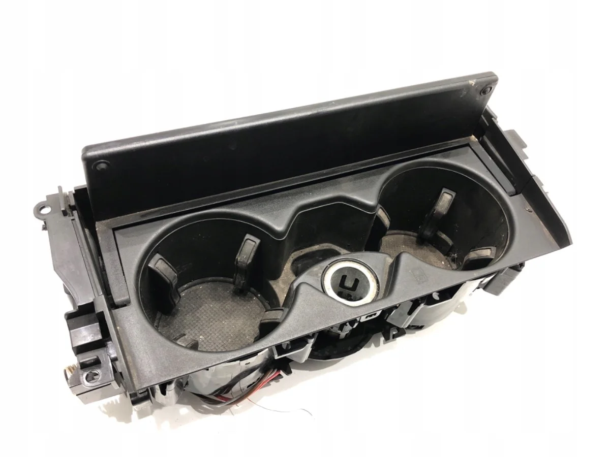 Audi A6 C8 bekerhouder 4K0863276
