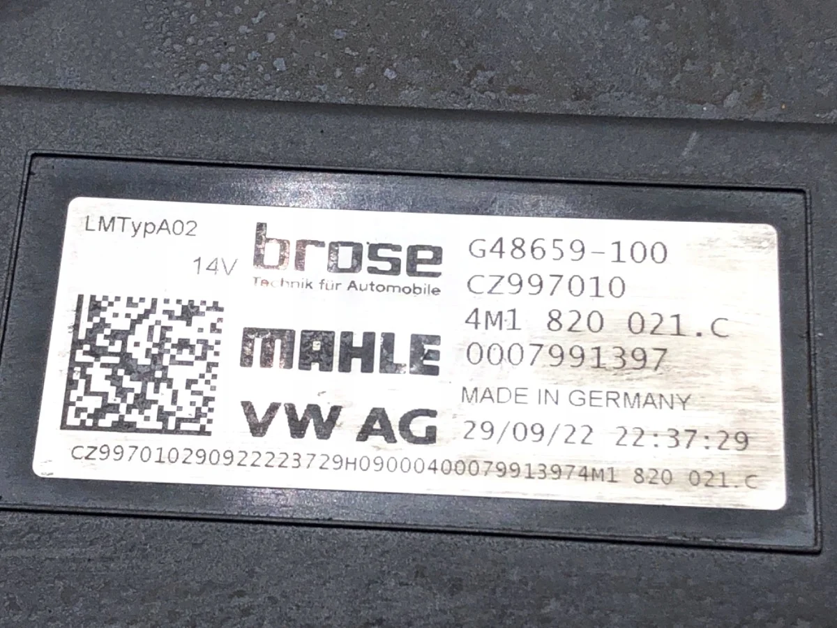 Fläkt Audi A6 C8 RS6 4M1820021C image 3