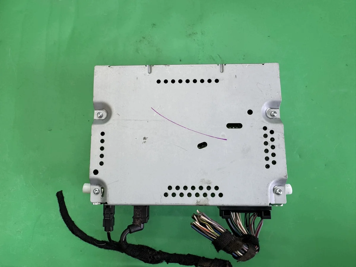 Radio CD Ford Fiesta MK7 VII 08- Gebraucht image 4