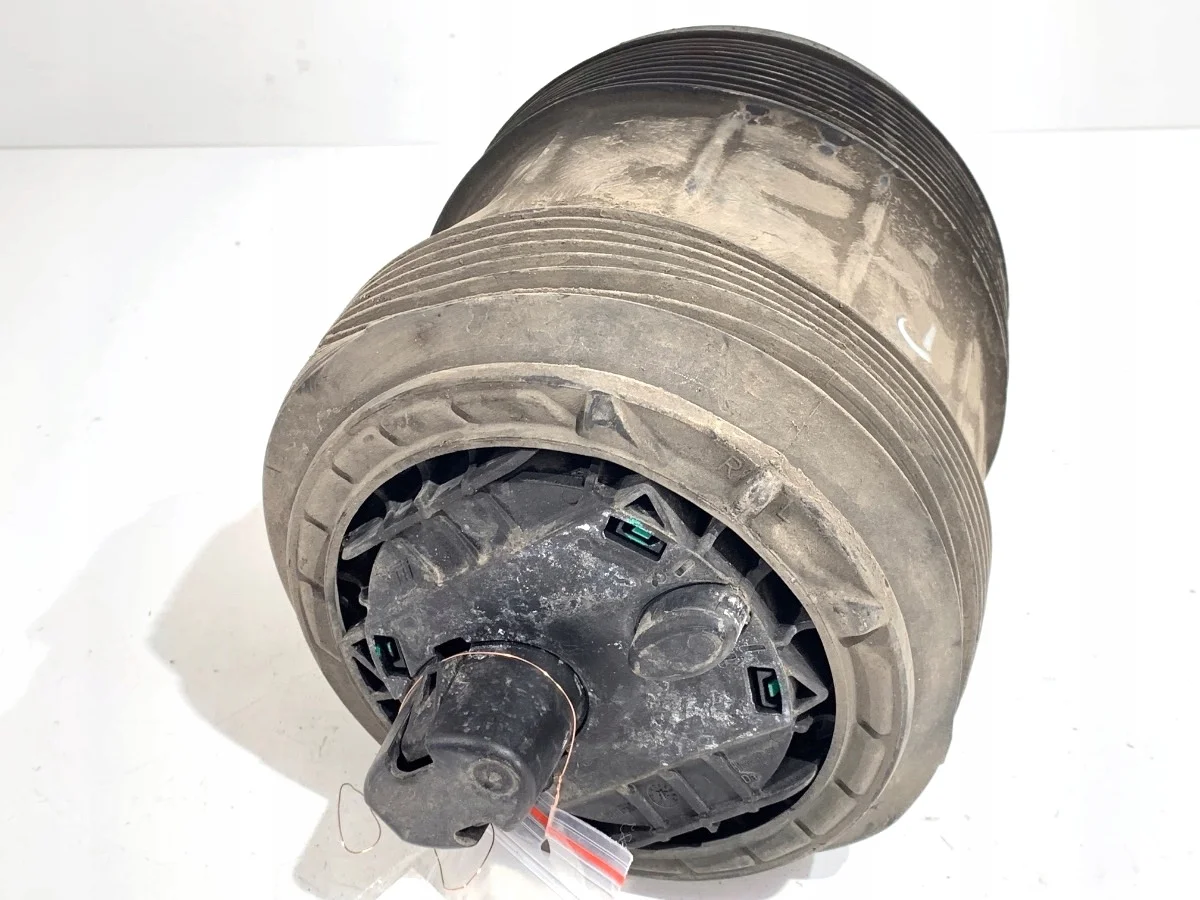 Luftfjädring Bakre Höger Audi A6 C8 RS6 image 3