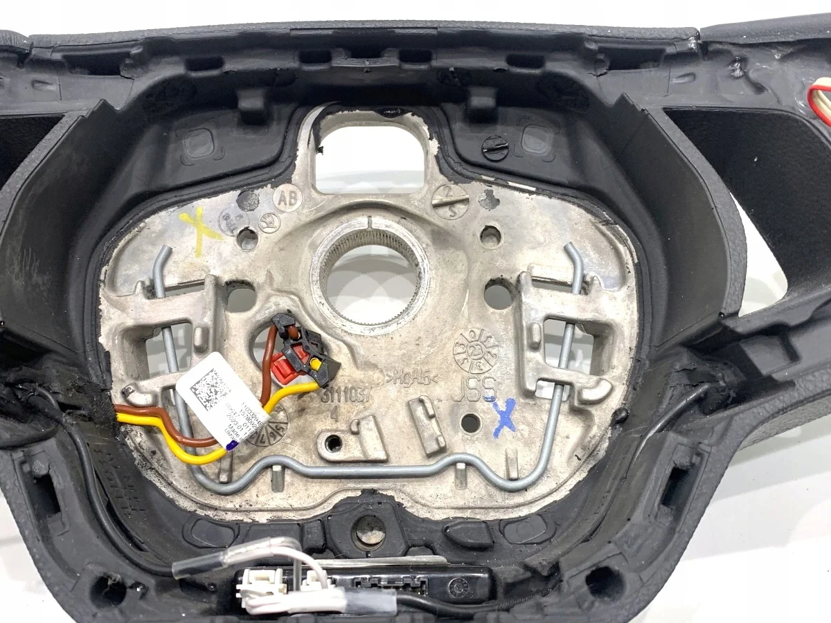 Lenkrad Skoda Superb III 5E3959542T gebraucht image 3