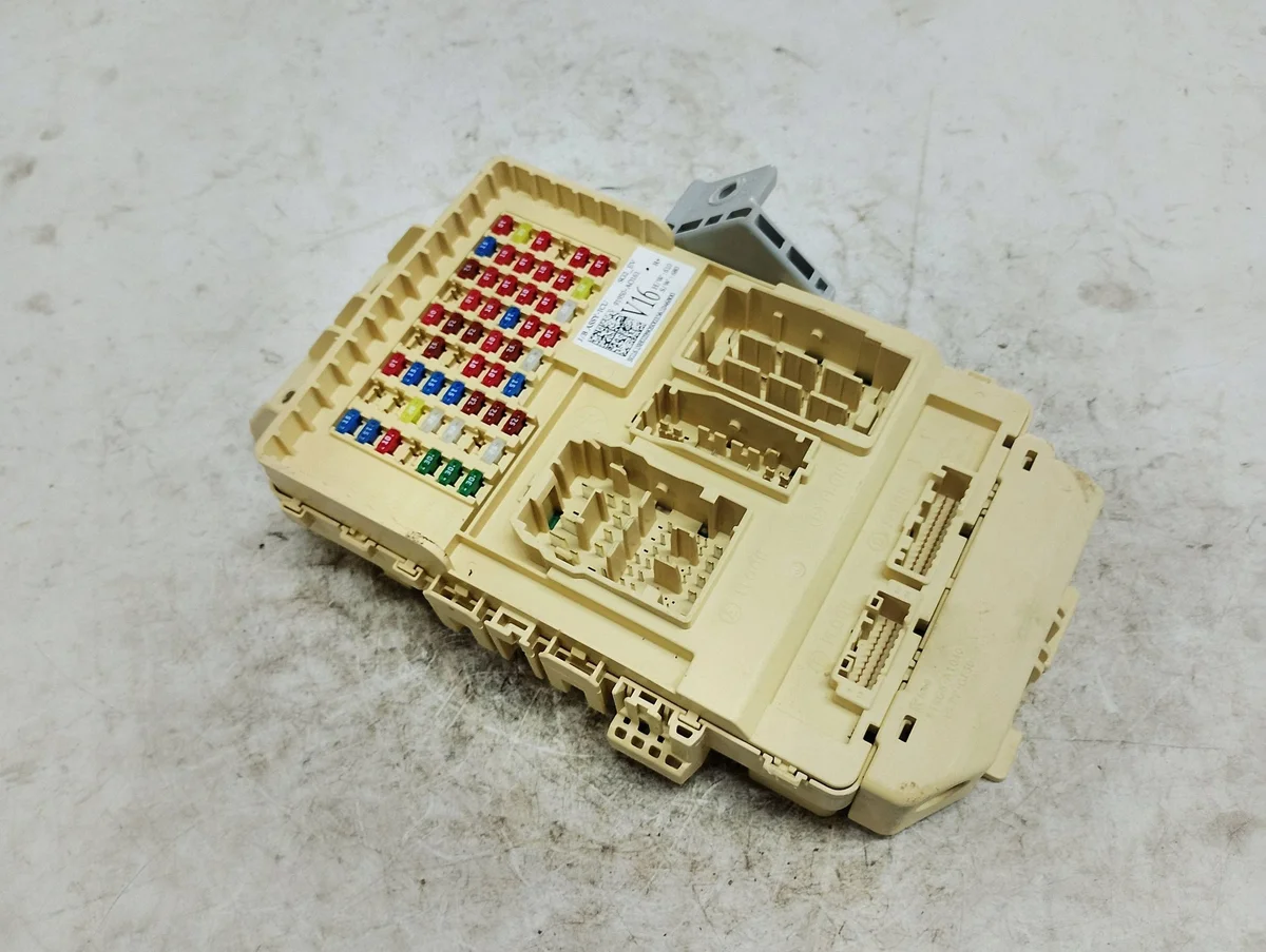 Fuse Box Kia Niro II 91950AO161 Used