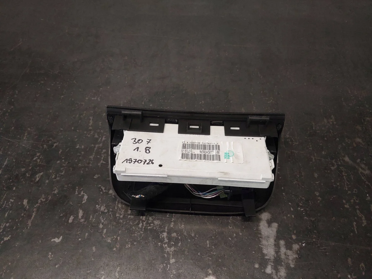 Peugeot 9650243077 Usado image 4