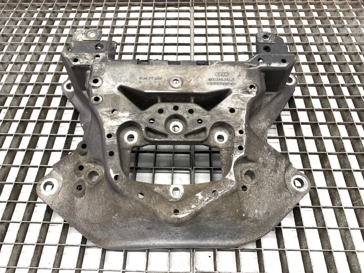 Audi A6 C8 RS6 Gearbox Mount Used