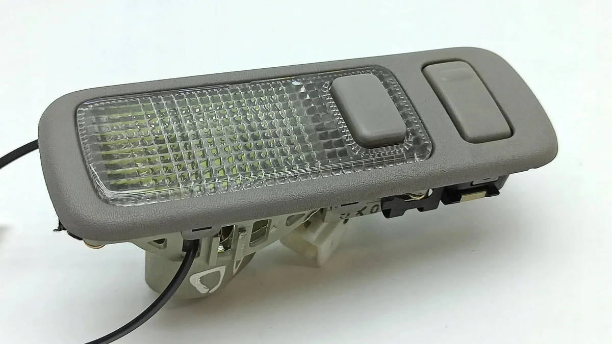 Lampe de plafond arrière droite Lexus LS 430