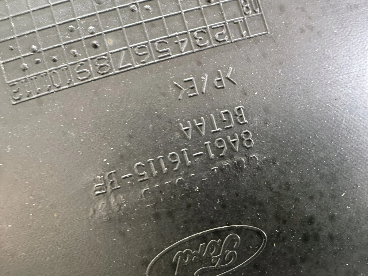 Kotflügel Vorne Links Ford Fiesta Mk7 VII image 9