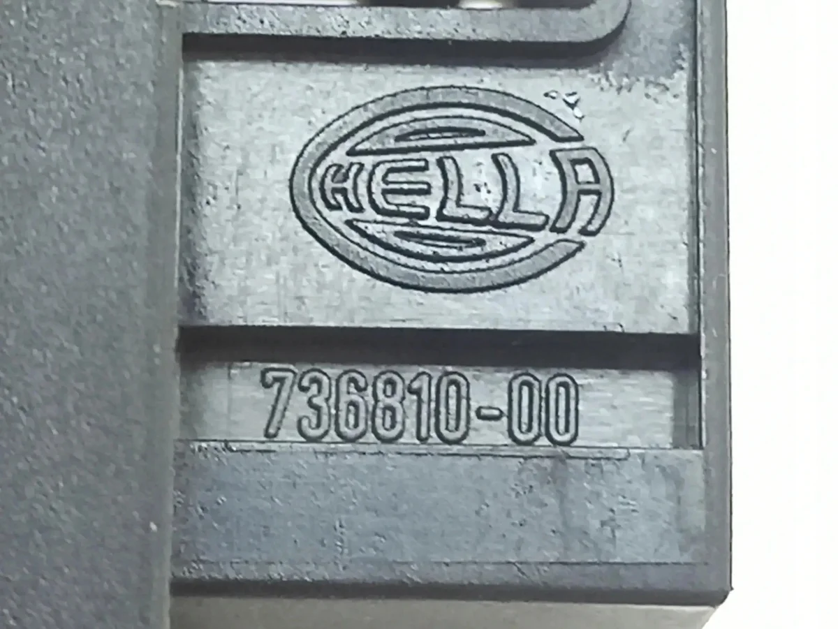 Relais Mercedes-Benz E (W211) A2118209985 image 10