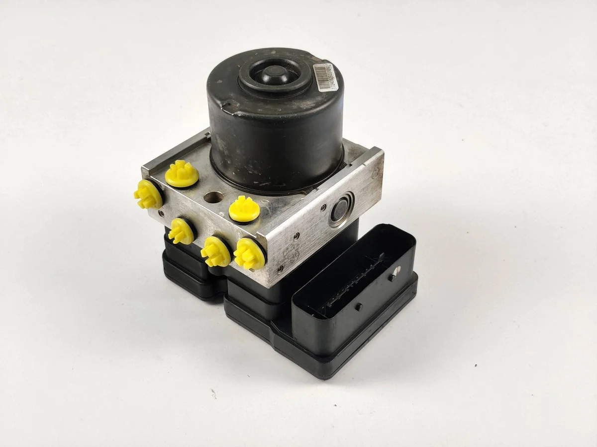 Pompe ABS Ford Fiesta 4S612M110CC