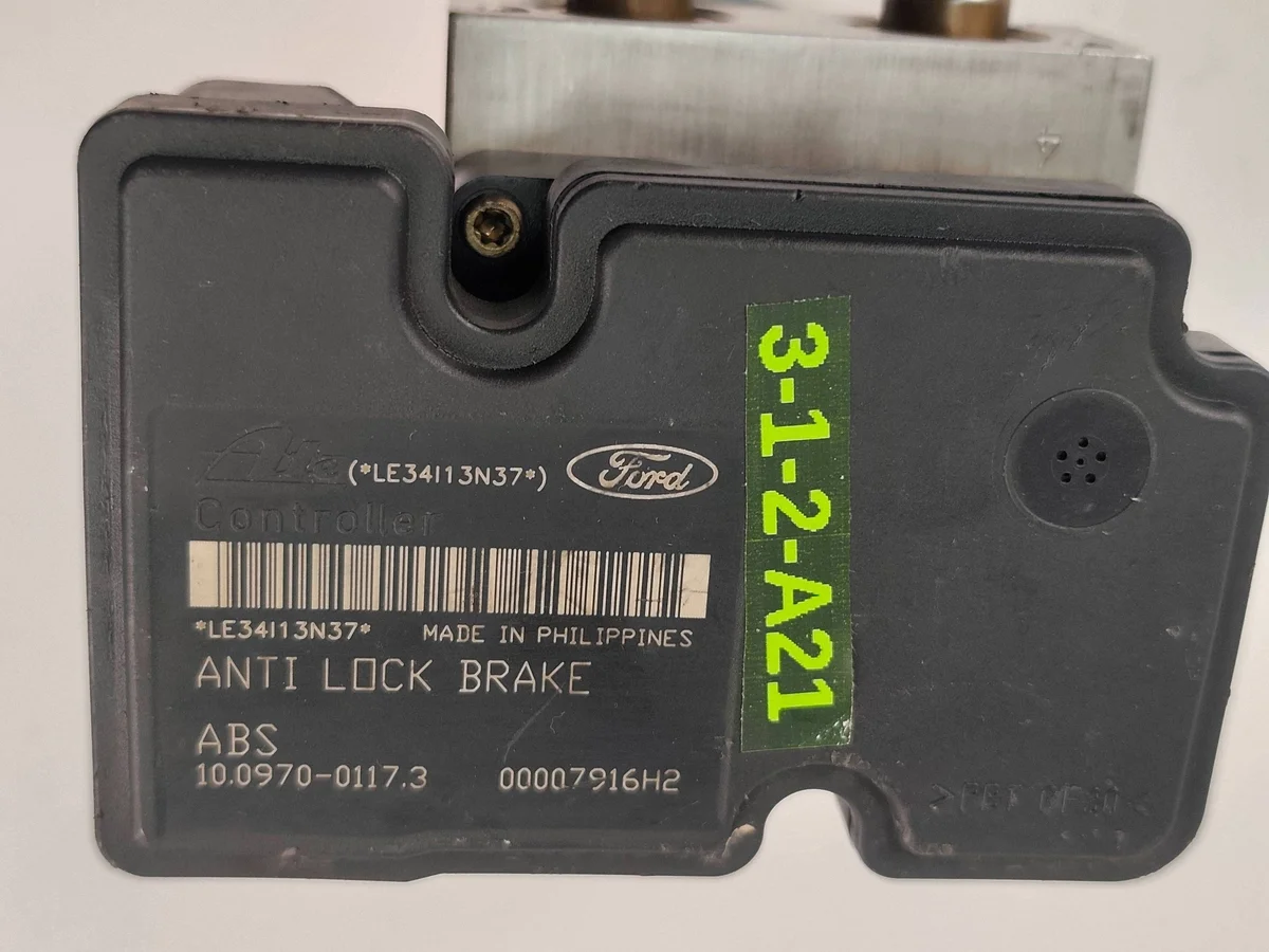 Bomba ABS Ford Fiesta 4S612M110CC Usada image 7