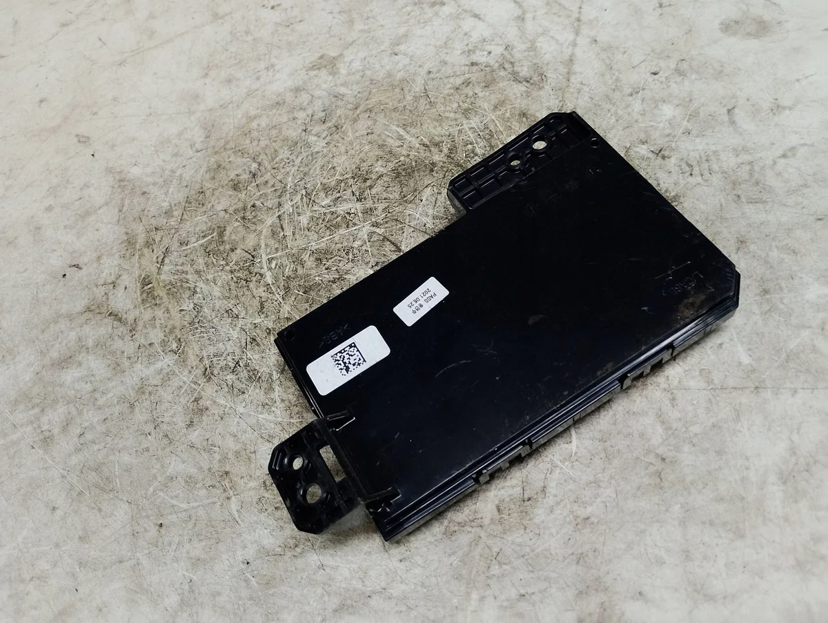 Hyundai Ioniq 5 2021 computer module image 3