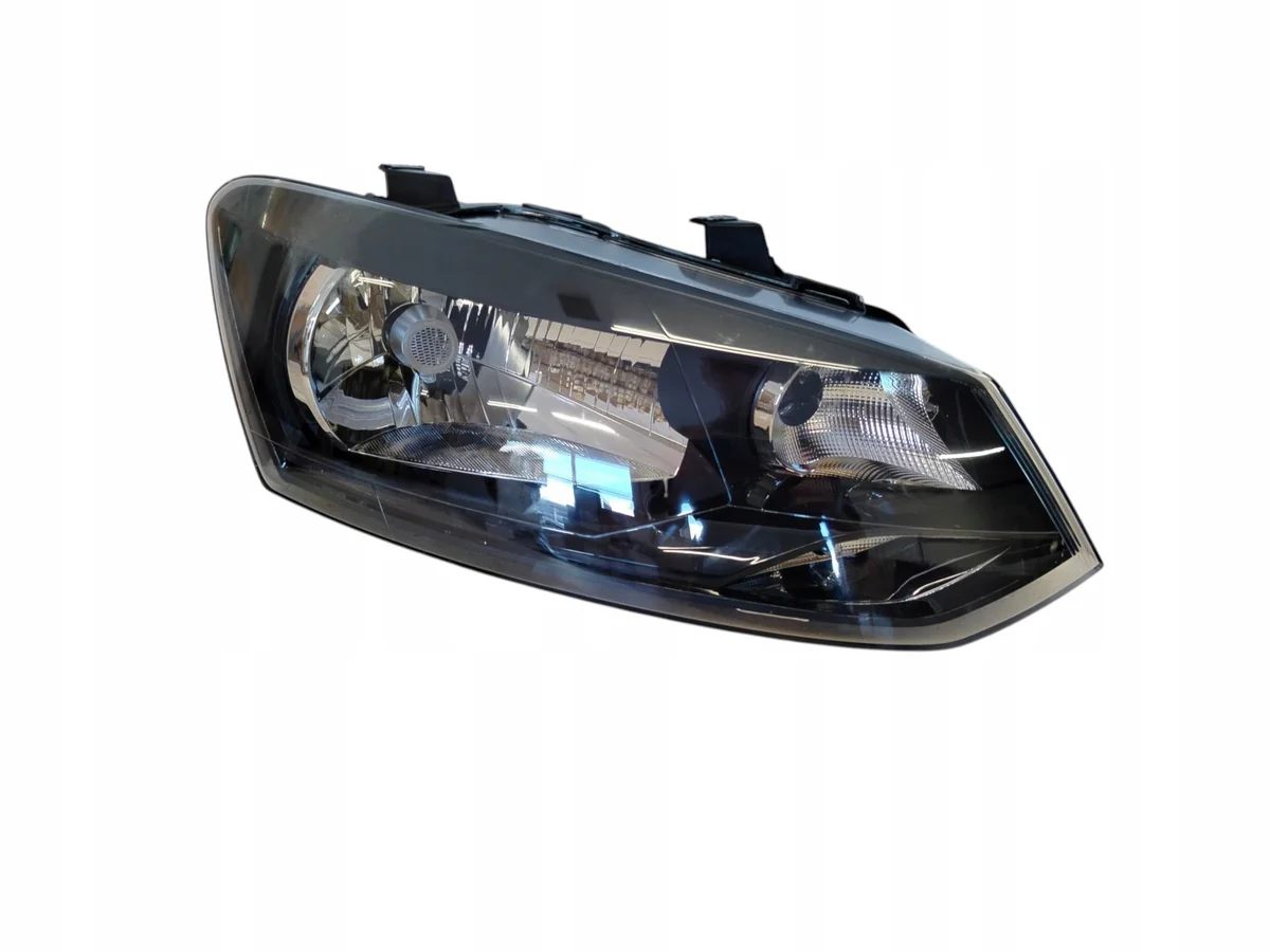 Phare VW Polo V 09-14 H4 Droit TYC