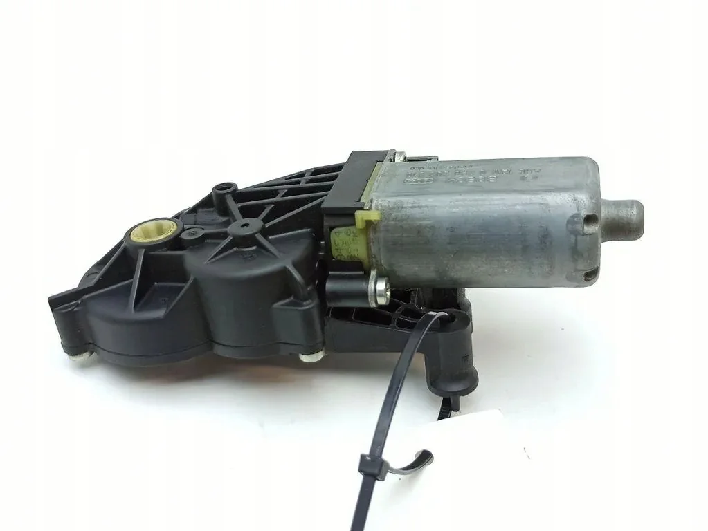 Motor Assento Dianteiro Direito Chrysler 300 C image 7