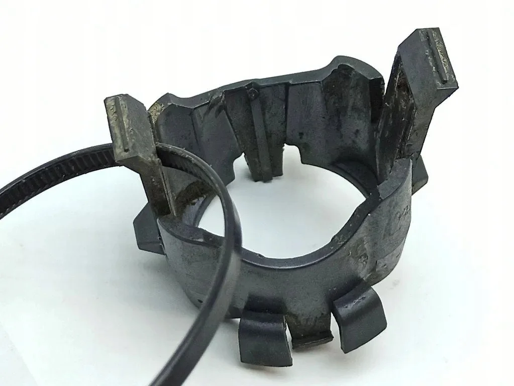 Hållare för PDC-sensor bak Mercedes W211 image 9