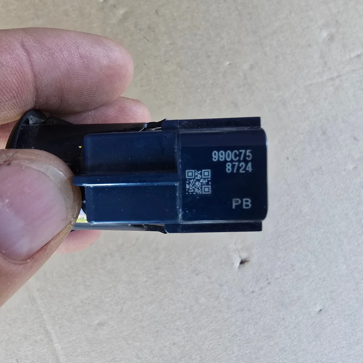 Used PDC Sensor Mitsubishi Outlander III 8651A249 image 3