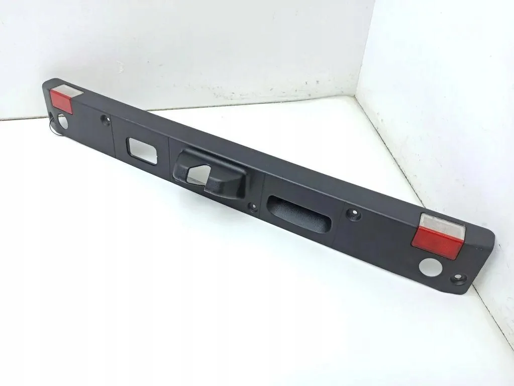 Mercedes-Benz S W221 Trunk Lid Trim A2211500693