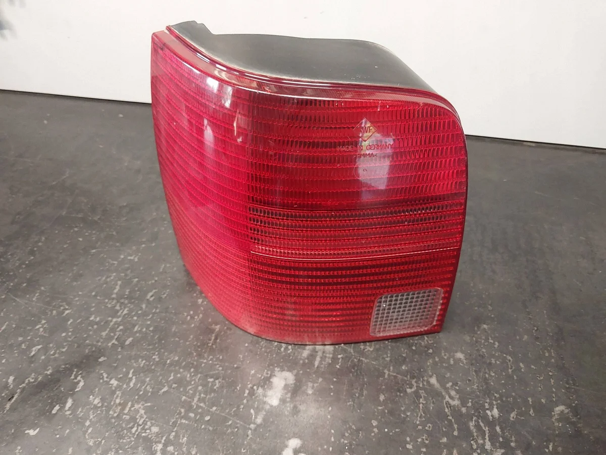 VW Passat B5 Left Tail Light 3B9945111F