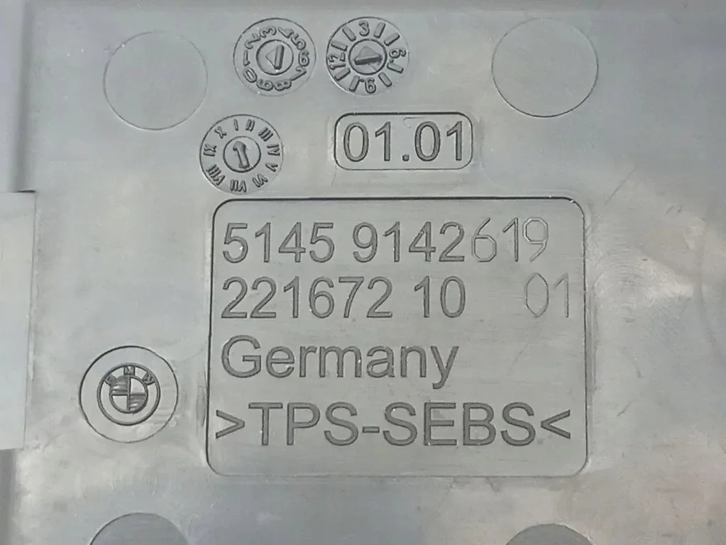 Compartimento BMW 5 GT F07 919911811