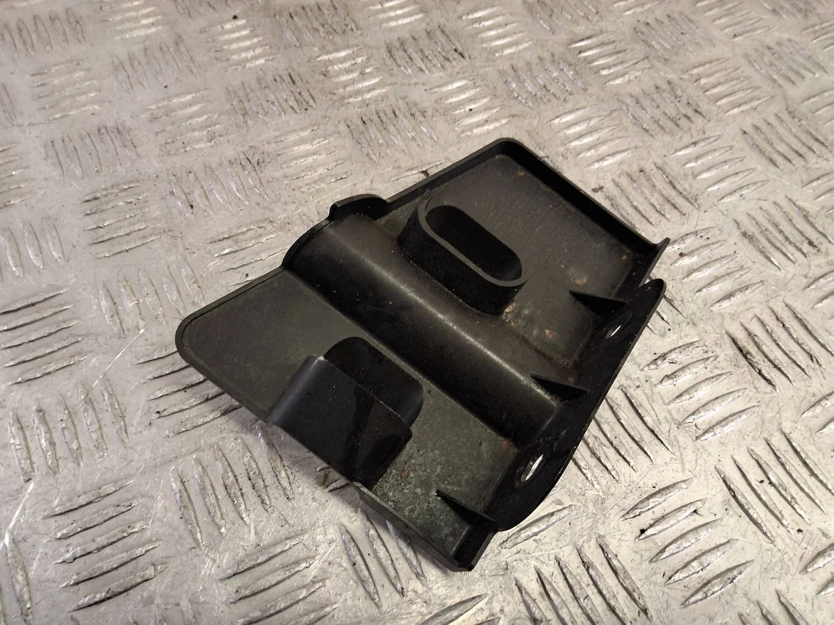 Support radiateur Nissan Qashqai J12 21568HN20A image 7