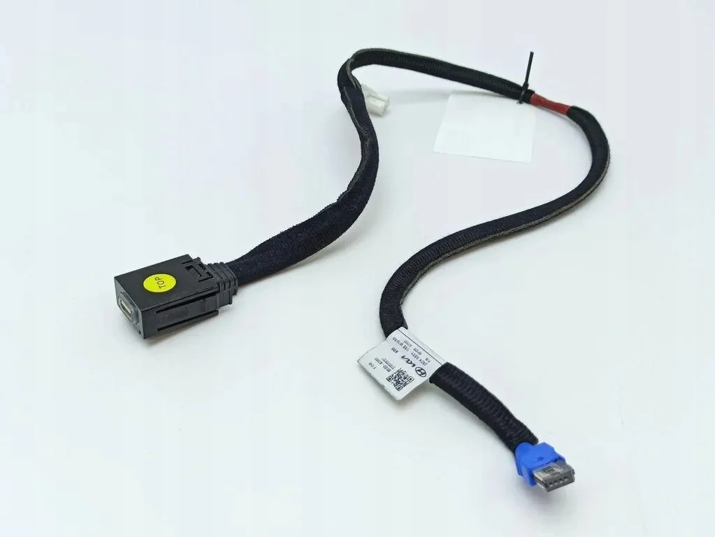 USB Kia Niro 96120AT000 Usado image 4