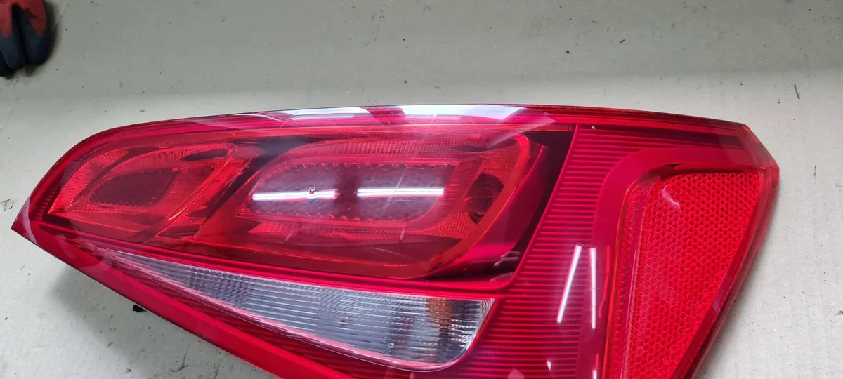 Luz trasera derecha Audi Q5 8R 08-12 image 4